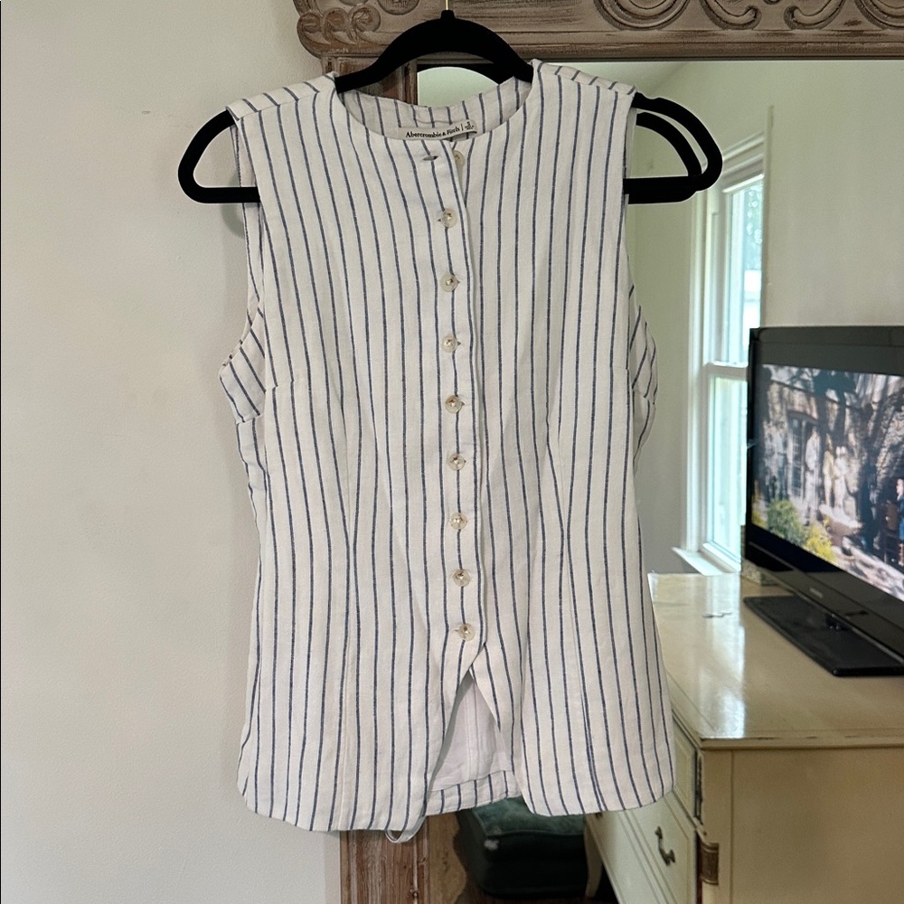 A&F striped linen vest